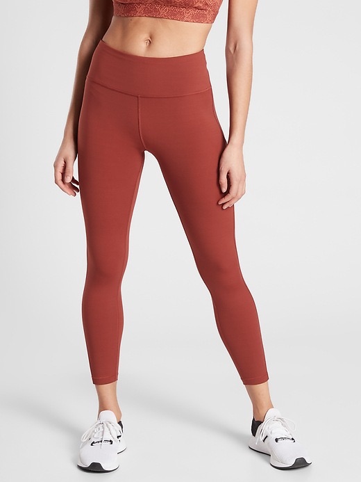 Athleta Ultimate Stash Pocket 7/8 Tight In Oxford Rust Size Small